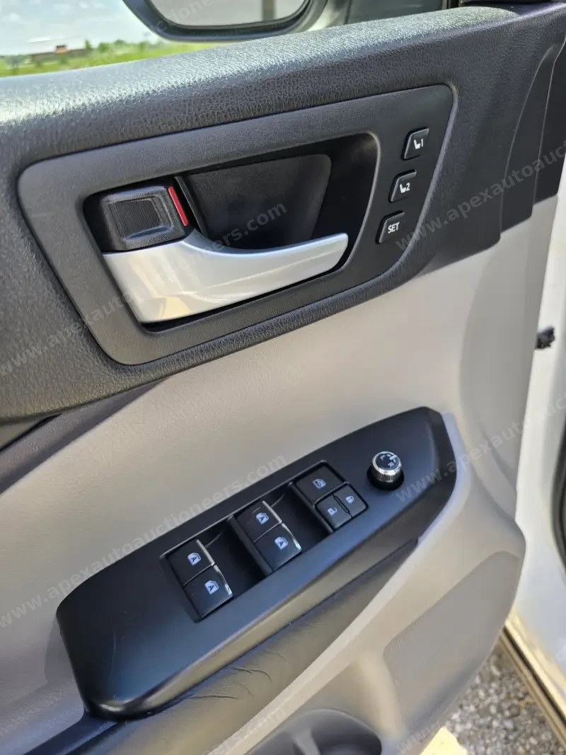 2018 Toyota Highlander Limited AWD photo 22