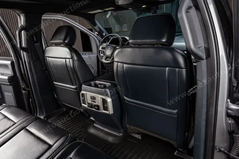 2022 Ford F250 Lariat photo 30