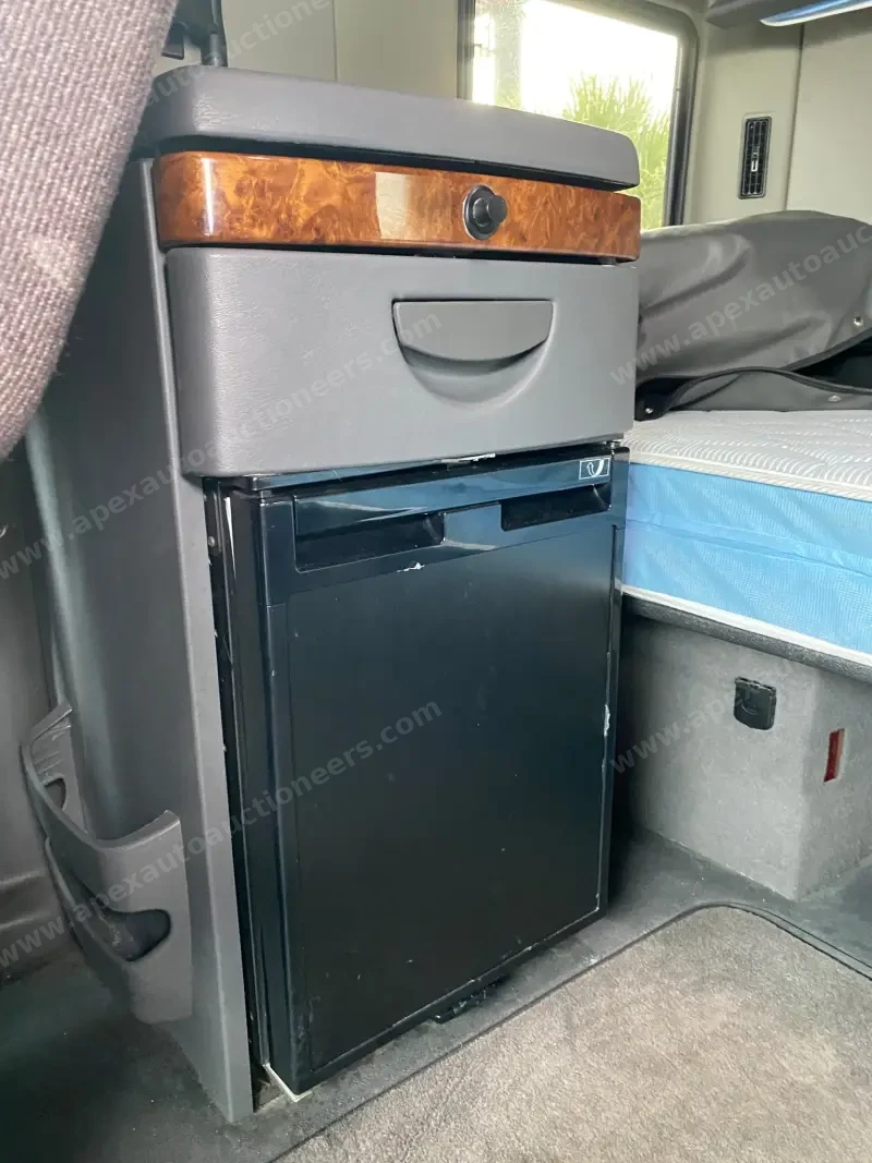 2018 International LT photo 16
