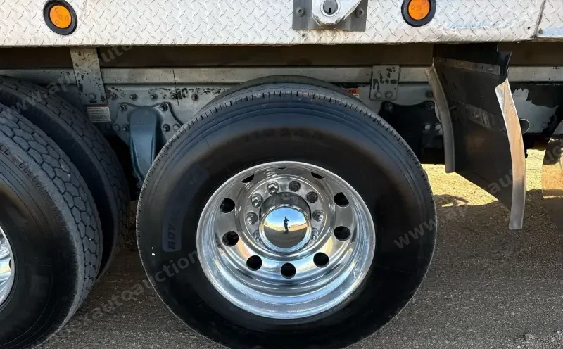 2013 Freightliner Coronado Dump Truck photo 73