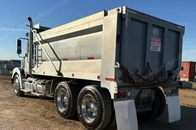 Photo 7