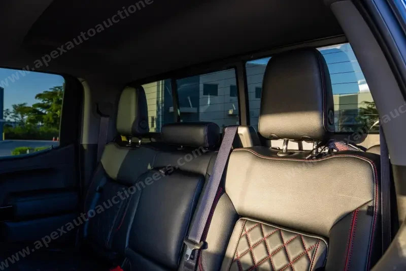 2022 Chevrolet Silverado 1500 RST photo 21