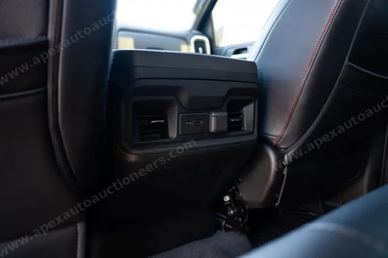 2022 Chevrolet Silverado 1500 RST photo 11