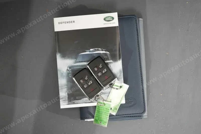 2021 Land Rover Defender 110 X Sport photo 2