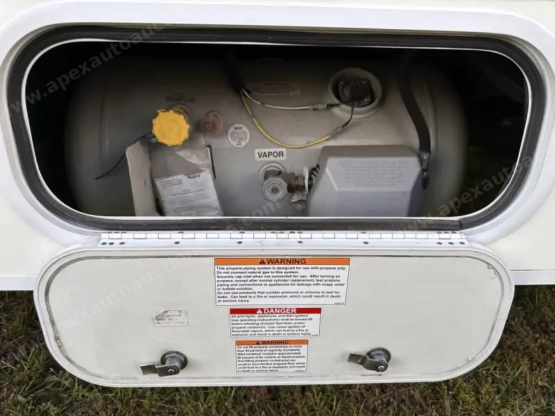 2018 Winnebago Spirit 25B photo 34