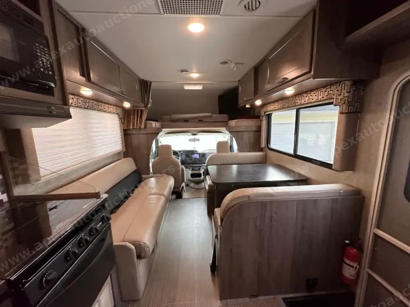 2018 Winnebago Spirit 25B photo 24