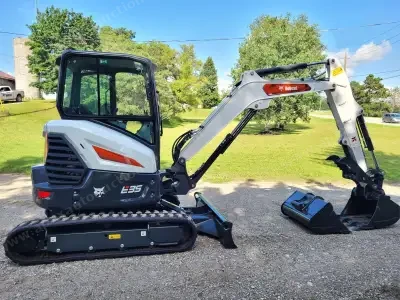 2020 Bobcat E35 Excavator