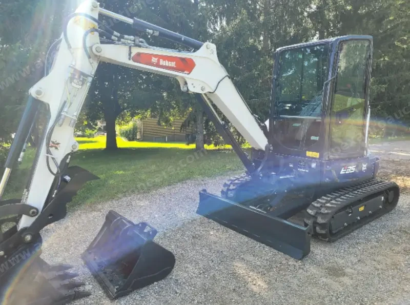 2020 Bobcat E35 Excavator photo 21