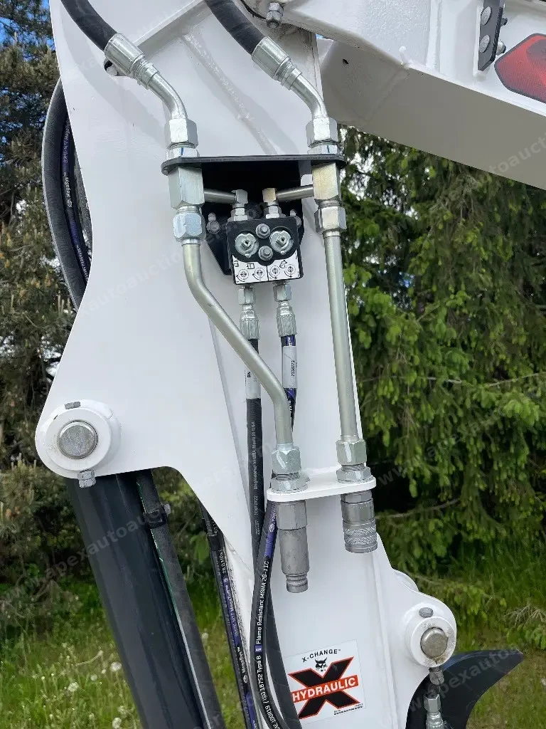 2020 Bobcat E35 Excavator photo 12