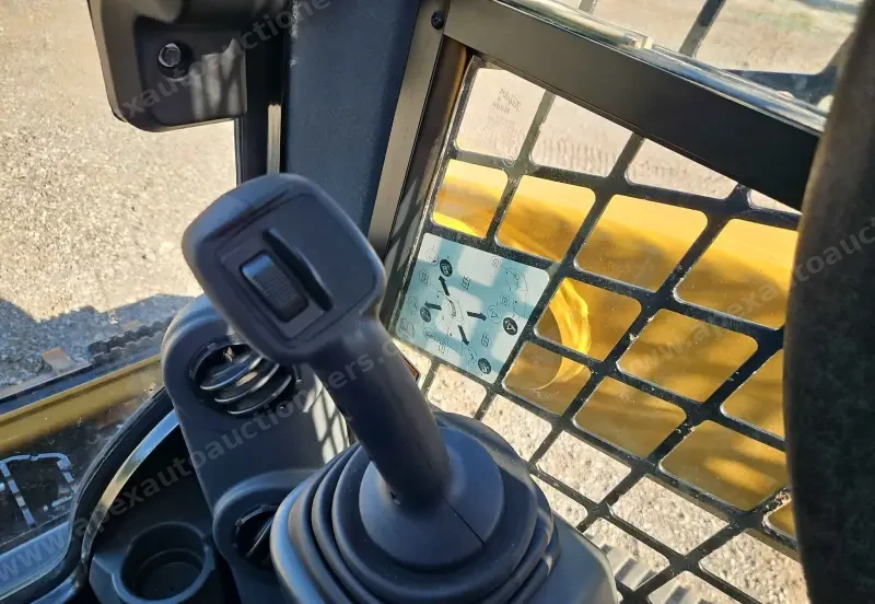 2019 Caterpillar 239D photo 33