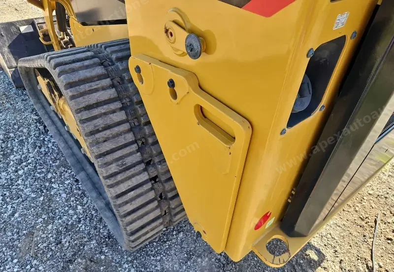 2019 Caterpillar 239D photo 22