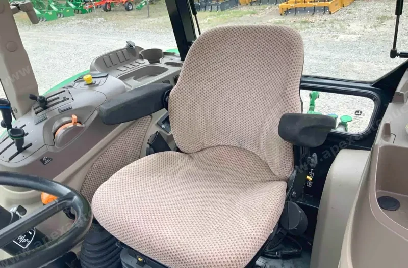 2013 John Deere 5100E MFWD photo 27