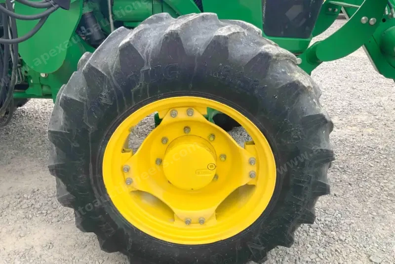 2013 John Deere 5100E MFWD photo 41
