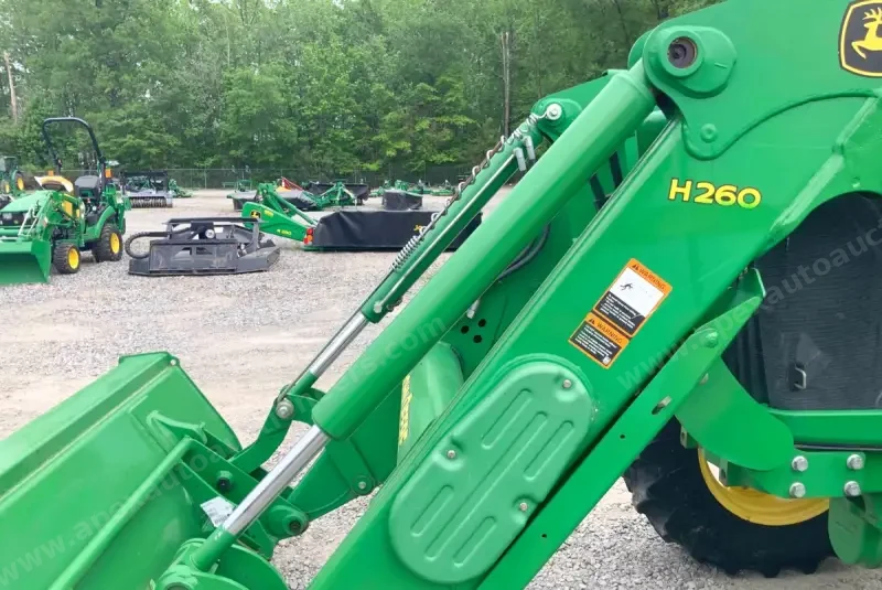 2013 John Deere 5100E MFWD photo 62