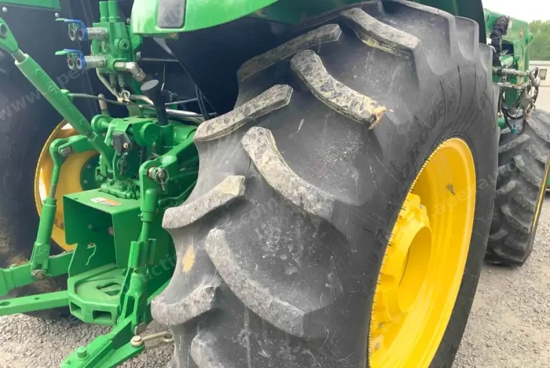 2013 John Deere 5100E MFWD photo 39