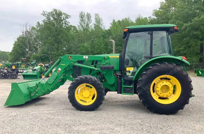 2013 John Deere 5100E MFWD photo 74