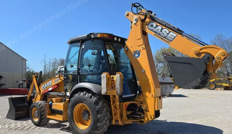 2016 Case 580 Super N photo 7