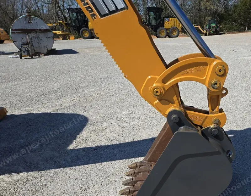 2016 Case 580 Super N photo 67