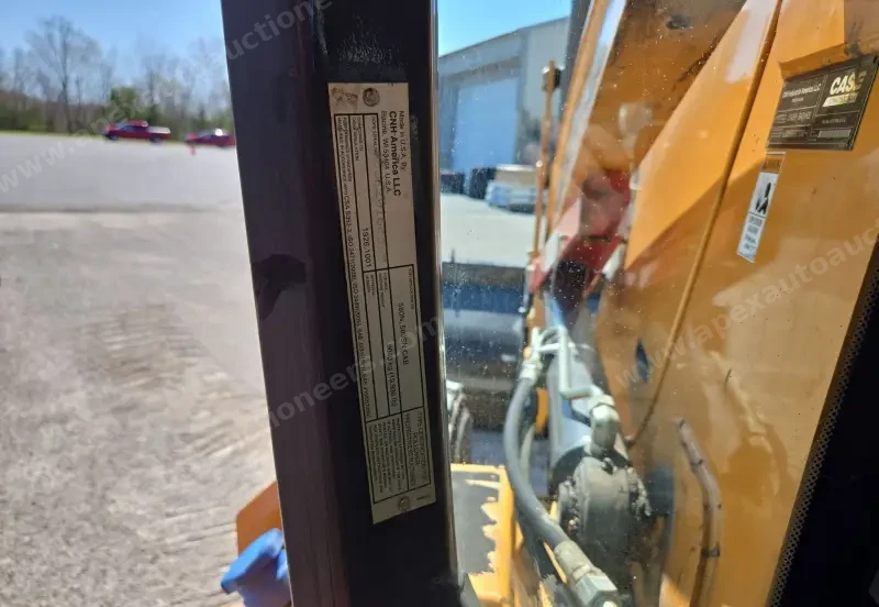 2016 Case 580 Super N photo 145