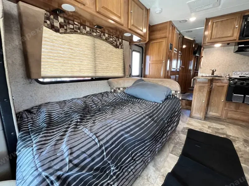 2019 Coachmen Leprechaun 260DS photo 12
