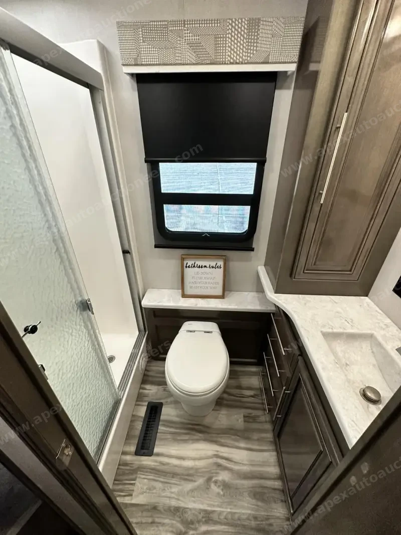 2021 Georgetown GT7 36k photo 17