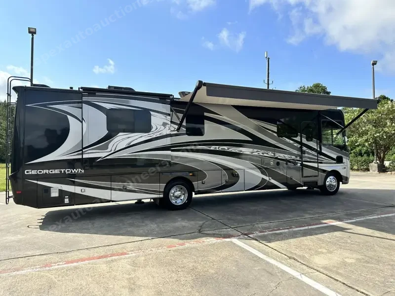 2021 Georgetown GT7 36k photo 39