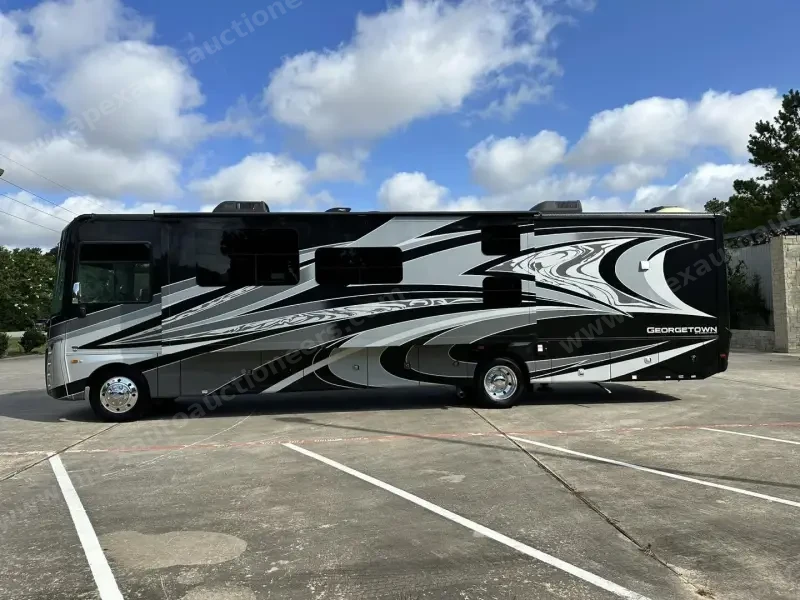 2021 Georgetown GT7 36k photo 44