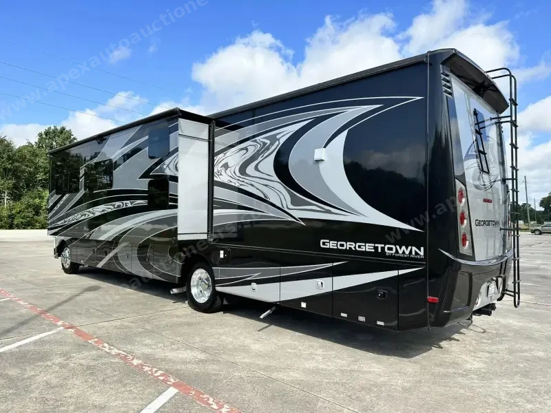2021 Georgetown GT7 36k photo 42