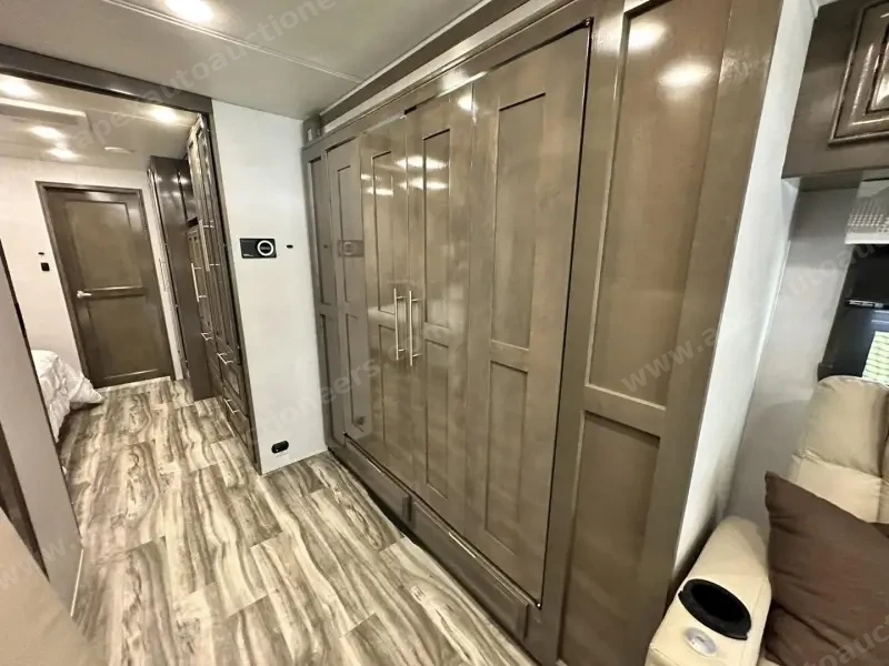 2021 Georgetown GT7 36k photo 18
