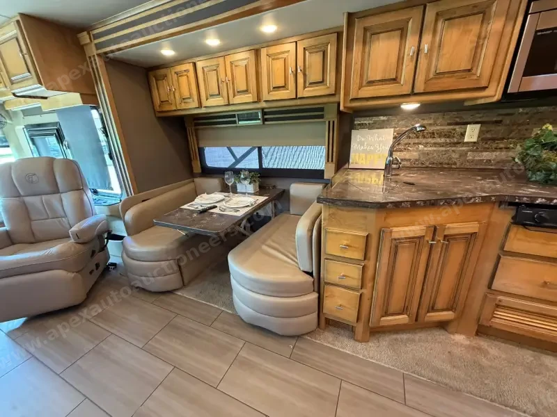 2018 Tiffin Allegro Red 33AA photo 22