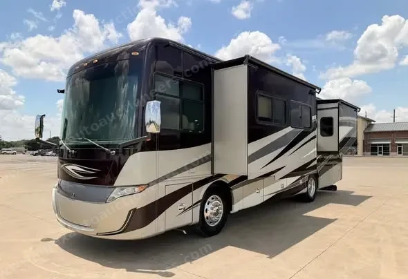 2018 Tiffin Allegro Red 33AA photo 27