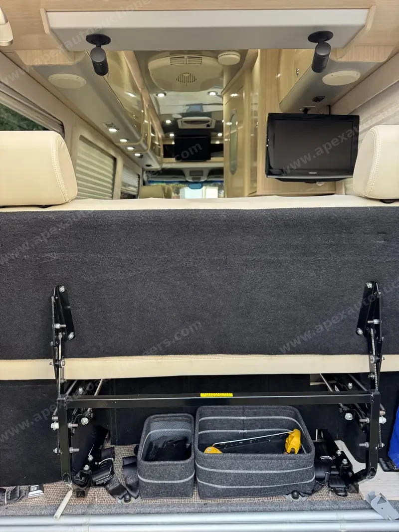 2011 Airstream Interstate 3500 Lounge photo 39