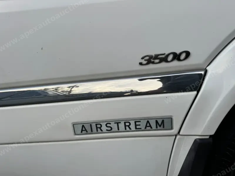 2011 Airstream Interstate 3500 Lounge photo 40
