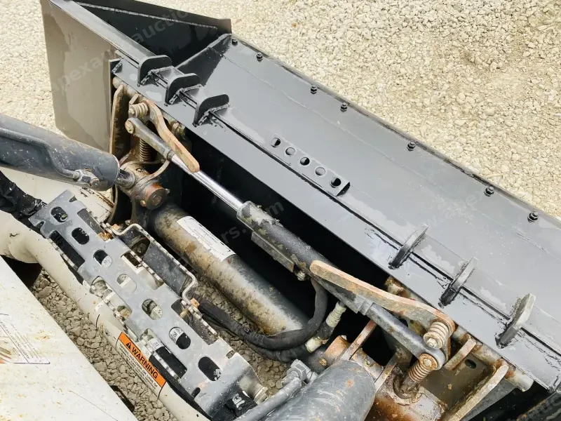 2018 Bobcat T650 photo 15