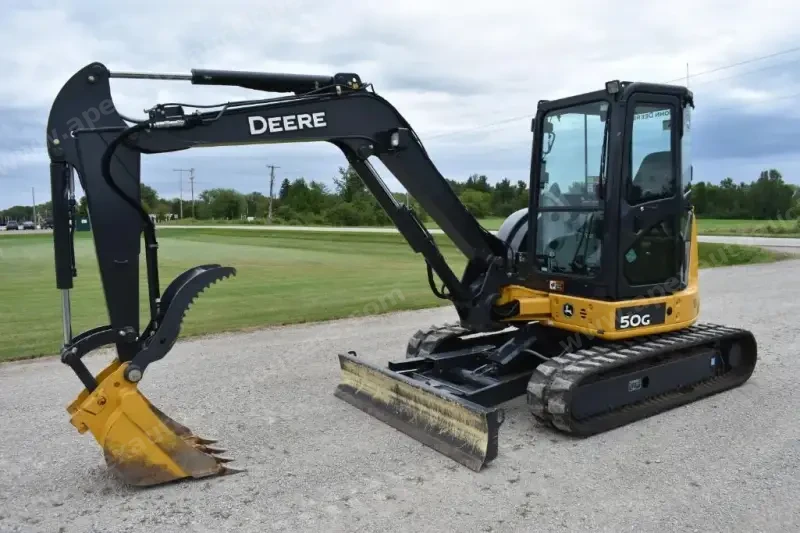 2013 John Deere 50G photo 1