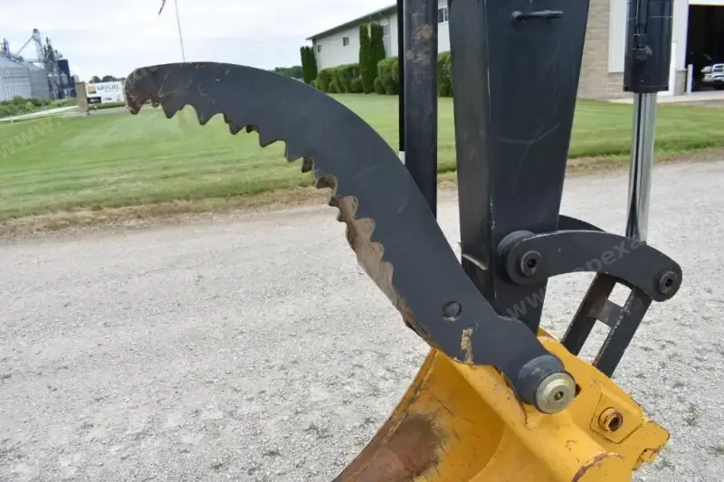 2013 John Deere 50G photo 18