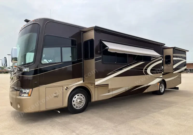 2011 Tiffin Phaeton 40QTH photo 7