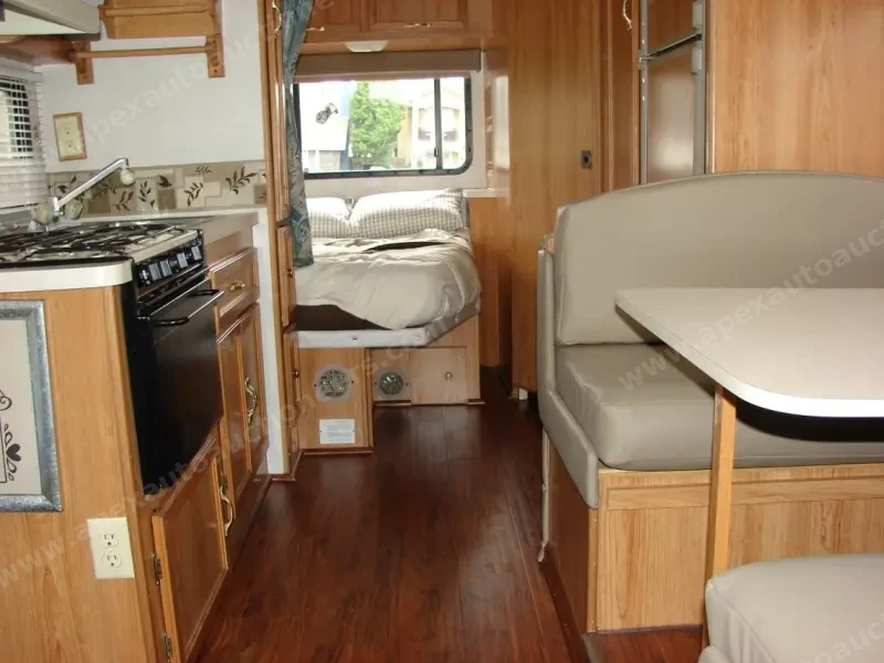 1999 Coachmen Catalina Sport photo 15