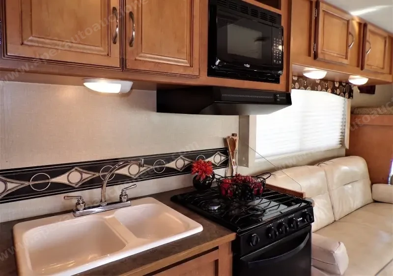 2014 Itasca Spirit 25B photo 21