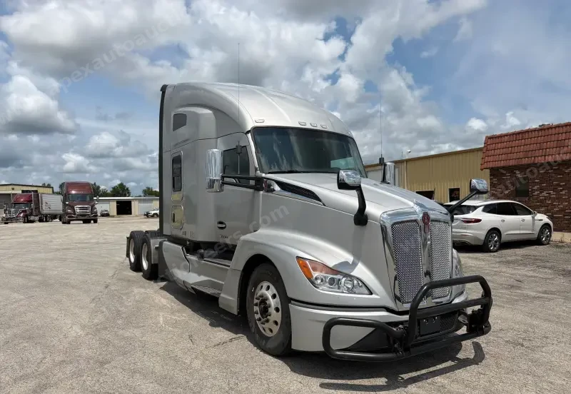 2022 Kenworth T680 photo 3