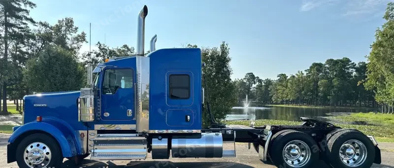 2022 Kenworth W900 photo 8