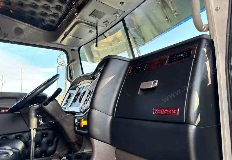 2022 Kenworth W900 photo 44