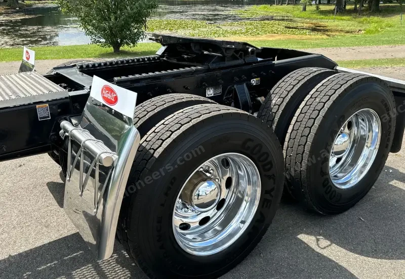 2021 Peterbilt 389 photo 75