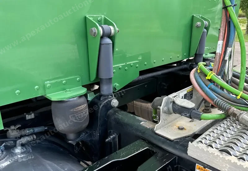 2021 Peterbilt 389 photo 10