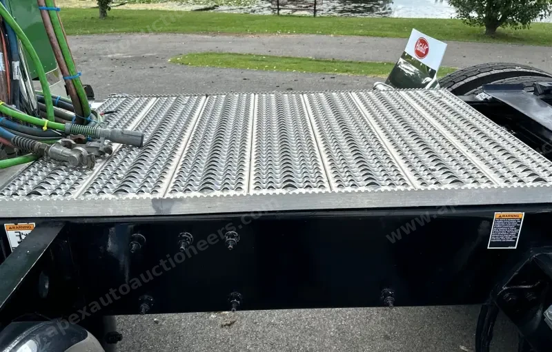 2021 Peterbilt 389 photo 12