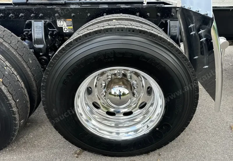 2021 Peterbilt 389 photo 84