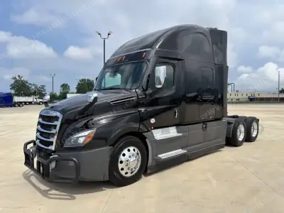 2021  Freightliner  CASCADIA 126