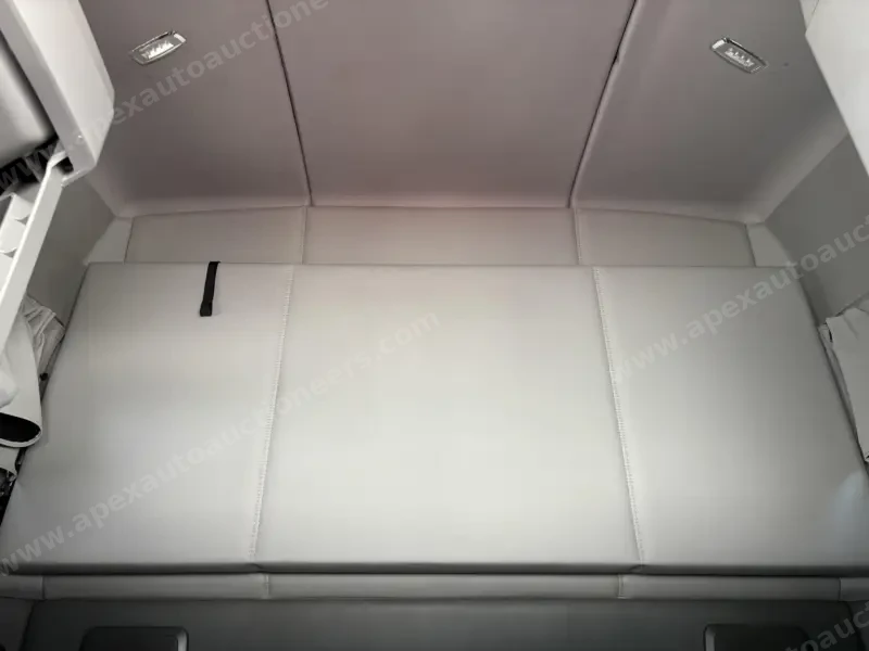 2022 Kenworth T680 Sleeper photo 6