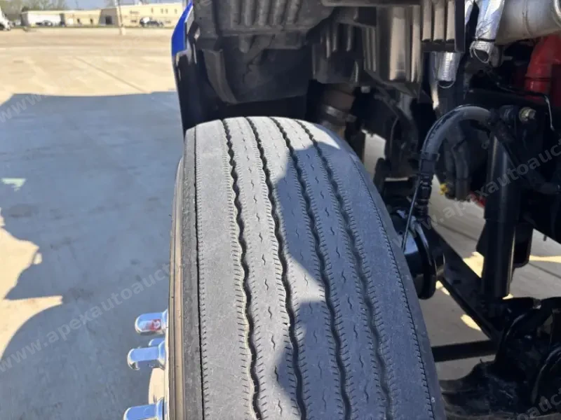 2022 Peterbilt 579 photo 22