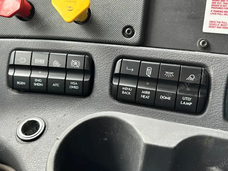 2018 Freightliner Cascadia 125 Evolution Sleeper photo 31
